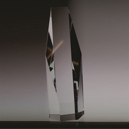 JIP0001_CrystalTrophy.jpg